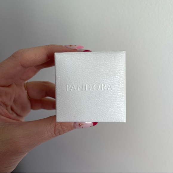 Pandora ‘In My Heart’ charm - Picture 4 of 7